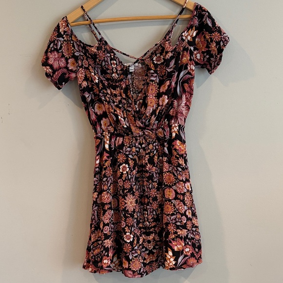 love, Fire Dresses & Skirts - Love, Fire | Floral Patterned Open Arm Dress